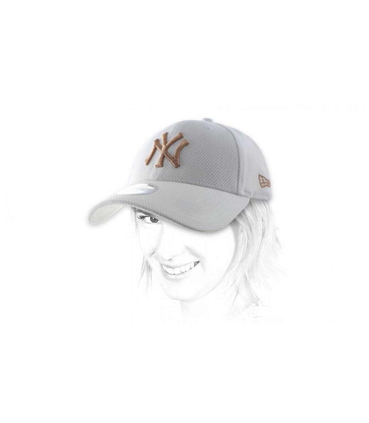White and gold yankees hat on sale